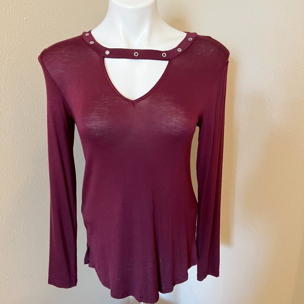 Glitz Maroon Scoop Neck Long Sleeve Knit Top - Size M